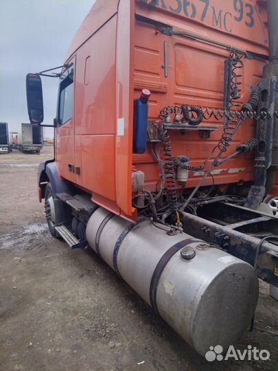 Volvo VNM, 2004