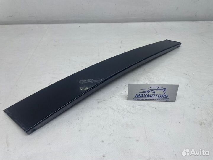 Накладка на дверь передняя левая Mercedes-Benz E