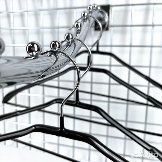 Кронштейн на сетку наклонный изогнутый 9 шариков