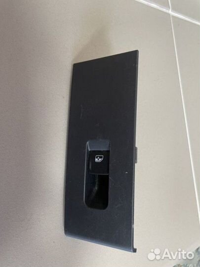 Кнопка стеклоподъемника Skoda Rapid 2