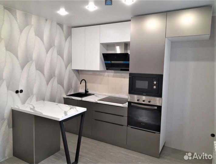 Угловой кухонный гарнитур