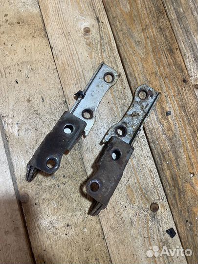 Петли капота hyundai accent тагаз за пару