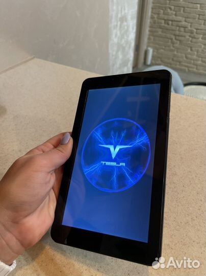 Планшет tesla