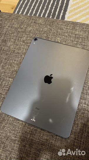 iPad Pro 12.9 2018 года 64гб