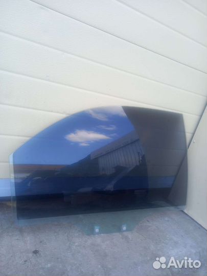 Киа спектра стекло задней правой двери