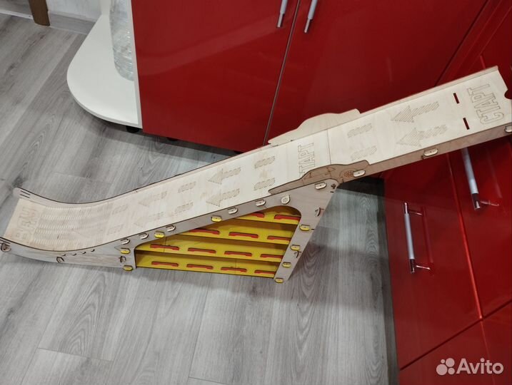 Гараж парковка для машинок трамплин