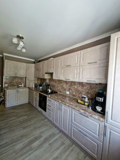 2-к. квартира, 63,8 м², 1/3 эт.