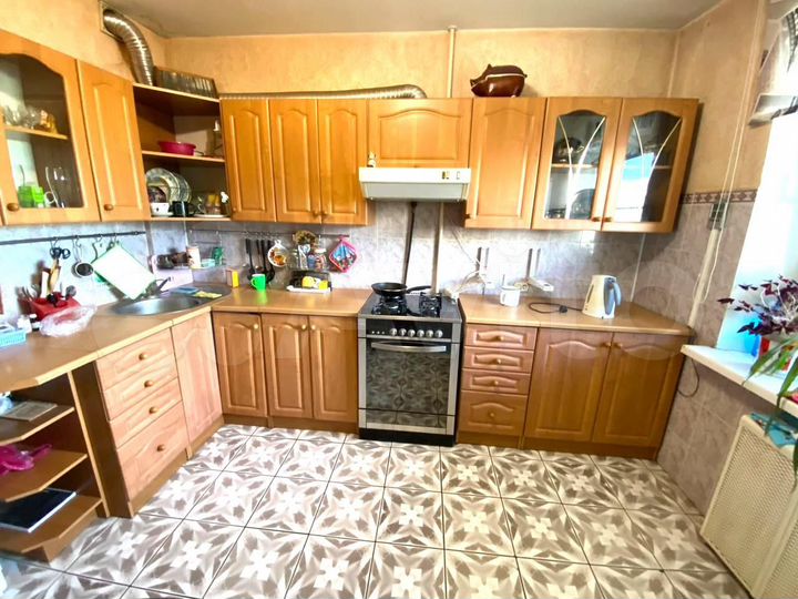 2-к. квартира, 60 м², 3/9 эт.
