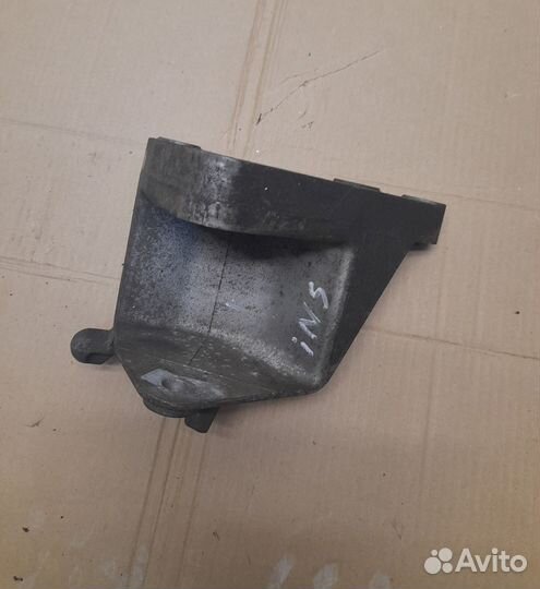 Кронштейн двигателя задний Opel Insignia 2008-2017