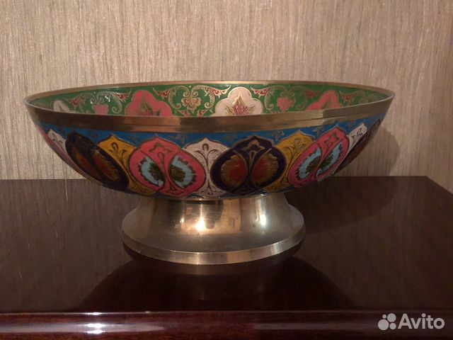 Латунь. Индия. Ваза для фруктов