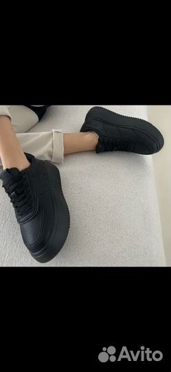 Кроссовки женские 36 размер