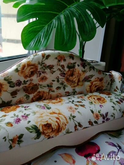 Диван для куклы барби