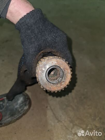 Вал шарнирный Tatra 815 в рабочем состоянии