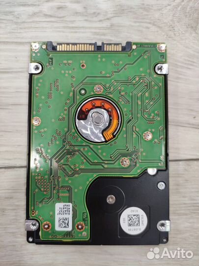 Жесткий диск для ноутбука hgst HTS545050A7E680 500