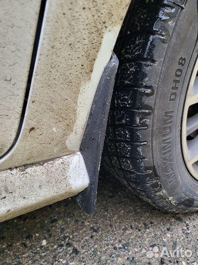 Комплект оригинальных брызговиков Omoda S5