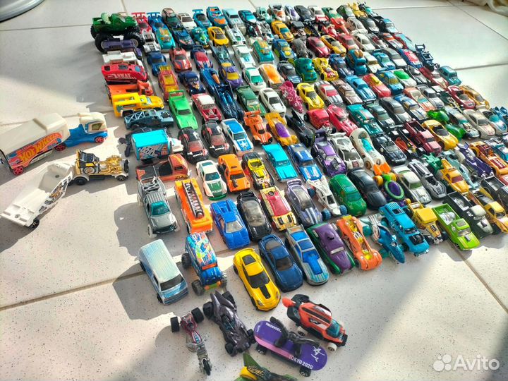 Машинки хот вилс