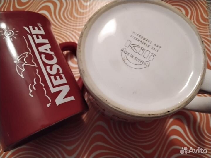 Кружки Nescafé и никс Gigabyte