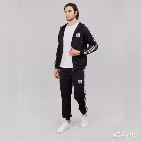 Спортивный костюм adidas мужской с капюшоном