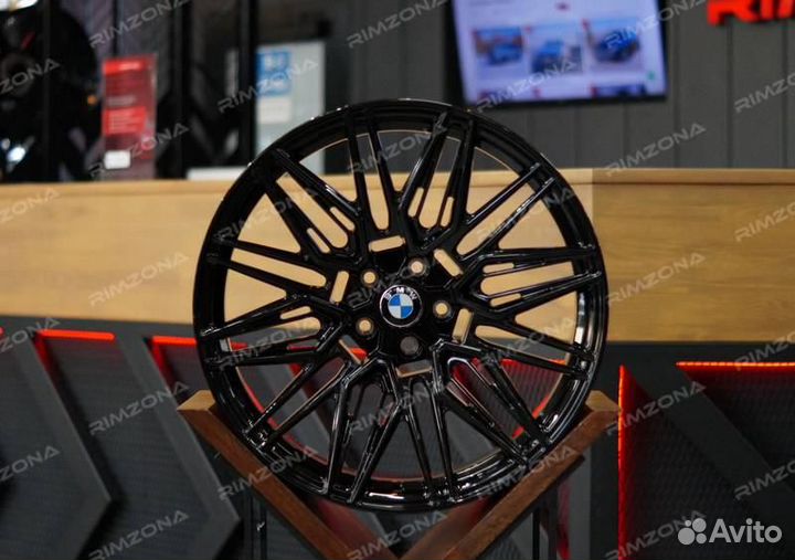 Кованый диск в стиле vossen HF-7 R20 5X112