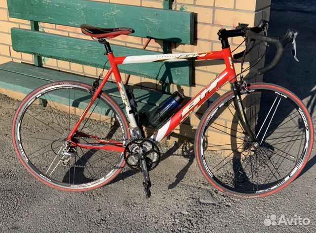 Шоссейный велосипед BH