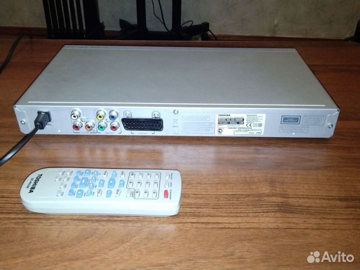 DVD плеер Toshiba SD-590SR