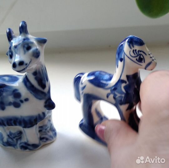 Статуэтка фарфор