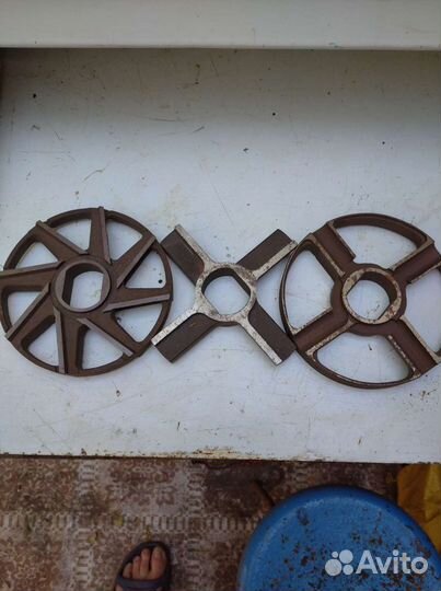 Ножи и решетки для мясорубки - волчка