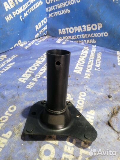 Крепление усилителя бампера Ford Mondeo 3 седан