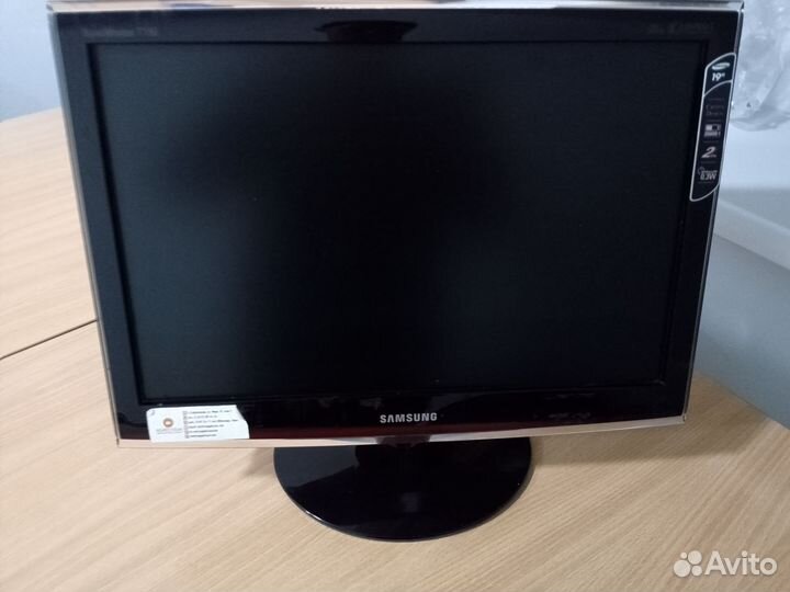 Монитор Samsung