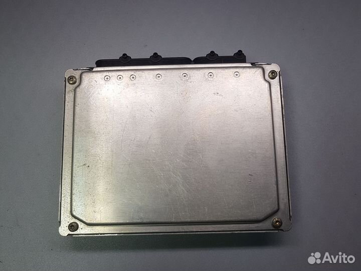 Блок управления двс VW passat B5 1.8T AEB 97-00г