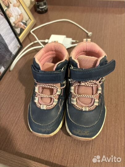Ботинки для девочки 22 р