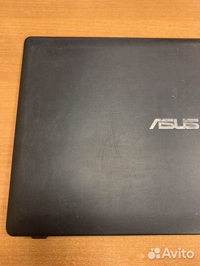 Крышка матрицы Asus X552