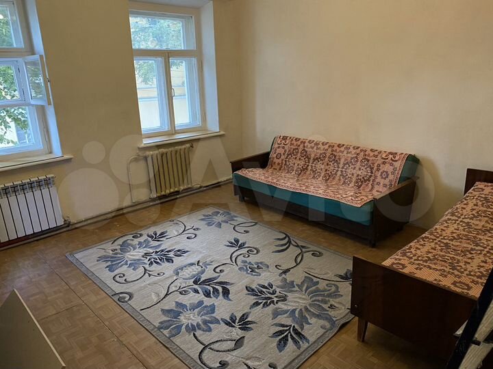 Комната 18 м² в 6-к., 2/3 эт.