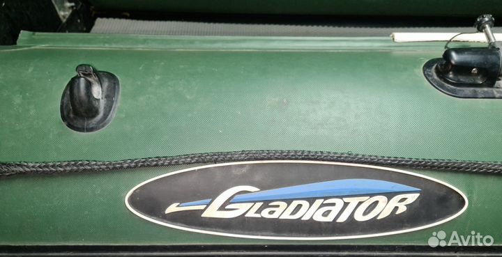 Продам лодку пвх 340 gladiator