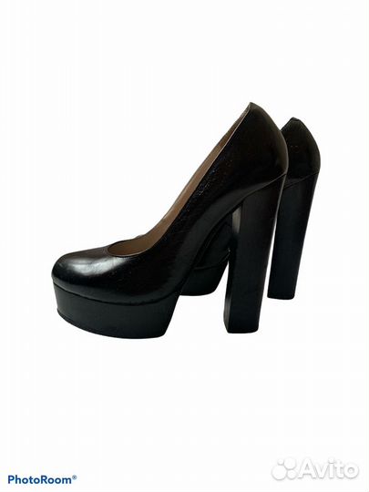 Туфли женские Luciano Carvari