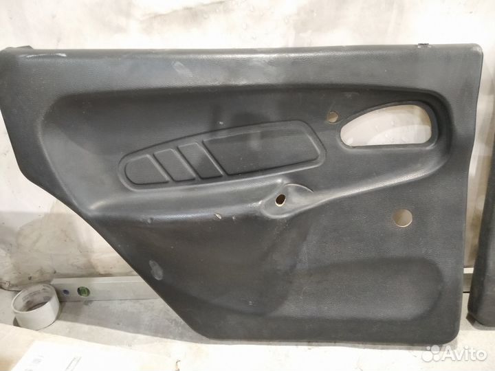 Обшивки задних дверей ваз 2114