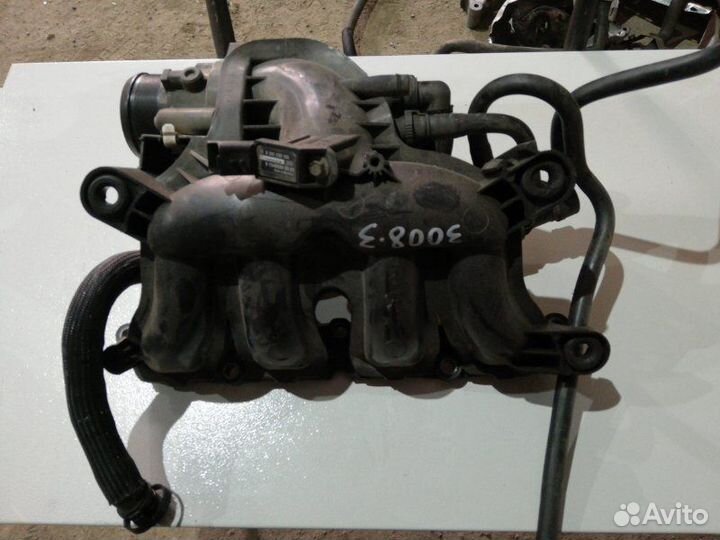 Коллектор впускной Peugeot 3008 EP6DT 2010