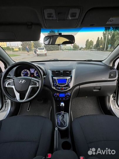 Hyundai Solaris 1.4 AT, 2011, 181 000 км