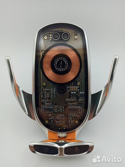 Держатель для телефона в машину