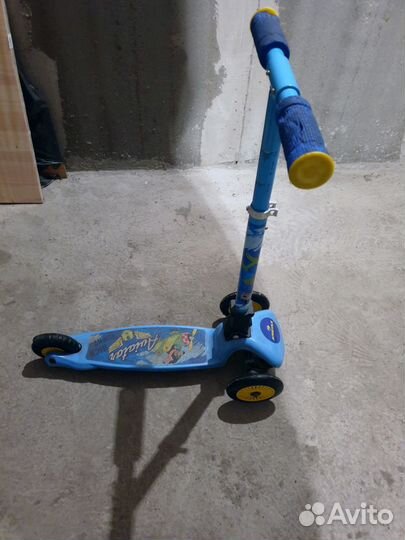 Самокат детский трехколесный