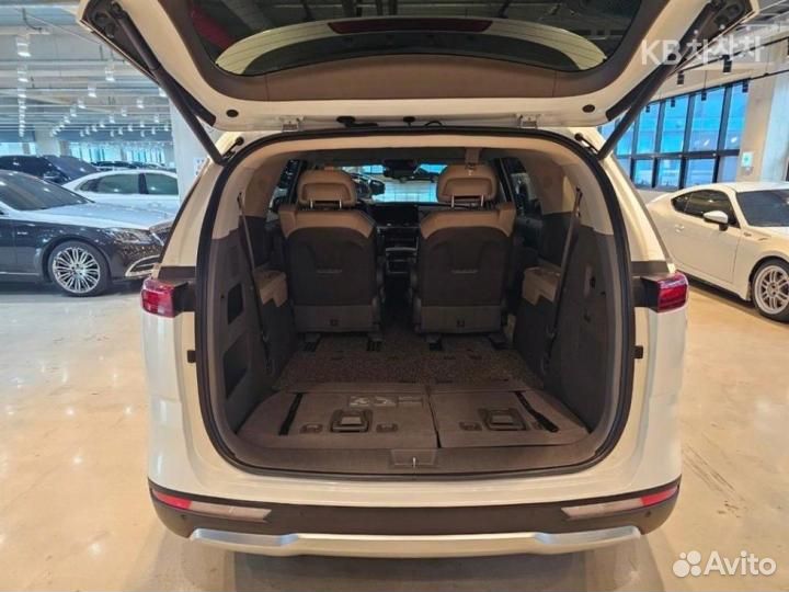 Kia Carnival 2.2 AT, 2021, 81 000 км