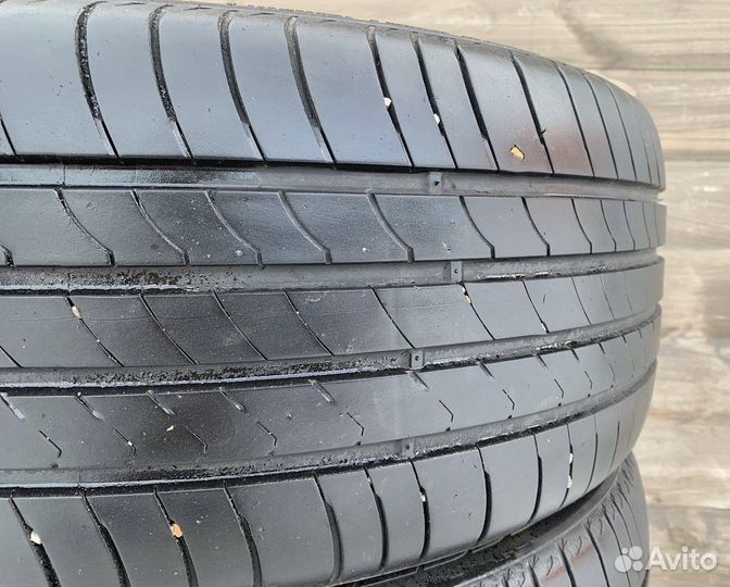 Kumho Ecsta HS51 225/45 R17 91W