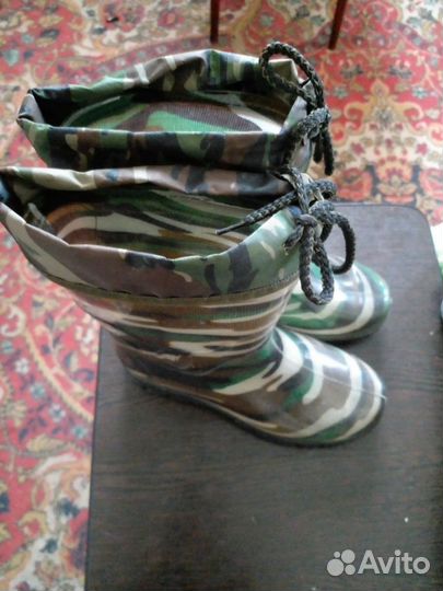 Сапоги резиновые мужские размер 33 и 34