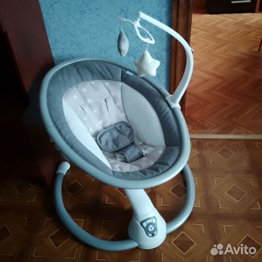 Шезлонг для новорожденных