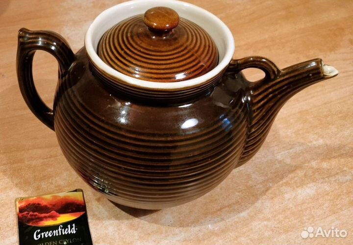 Заварочный чайник (около 1,5 л.)