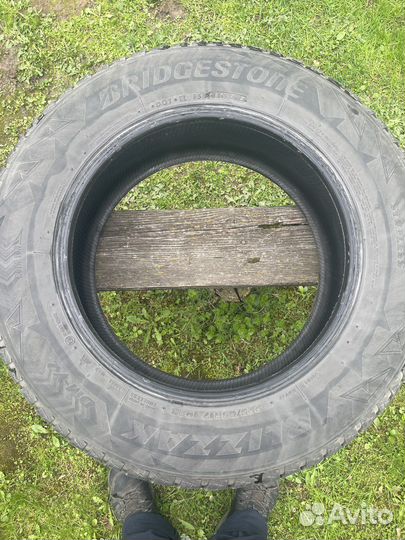 Bridgestone Blizzak DM-V2 225/65 R17 102S