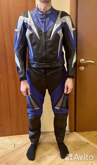 Мотокостюм кожаный размер S, на рост 160-170