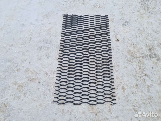 Антипробуксовочный лист 0.5х1м