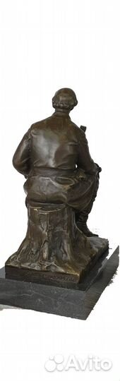 Бюст бронзовый 