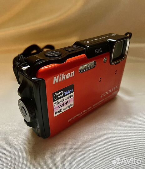 Цифровой фотоаппарат Nikon CoolPix AW110